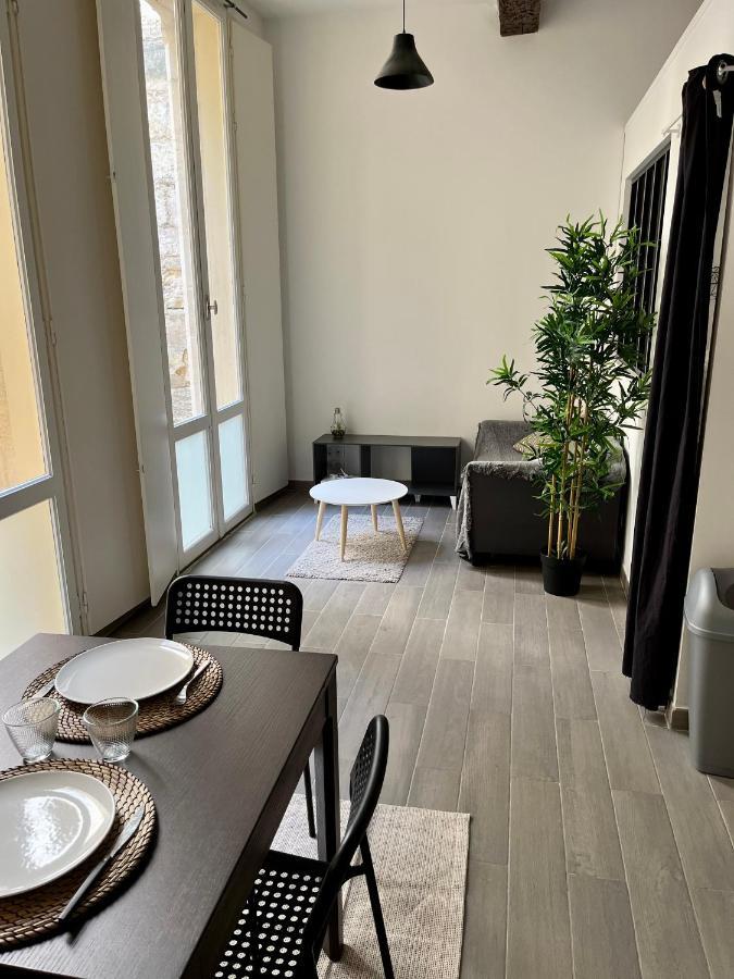 Studio Plein Coeur De Libourne Apartment Bagian luar foto