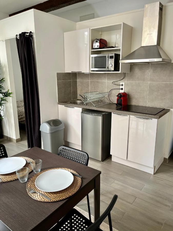 Studio Plein Coeur De Libourne Apartment Bagian luar foto